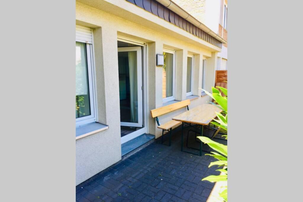 Apartment 120 Qm -3 Schlafzimmer-2 Baeder- Fuer 7 Gaeste 뒤셀도르프 외부 사진